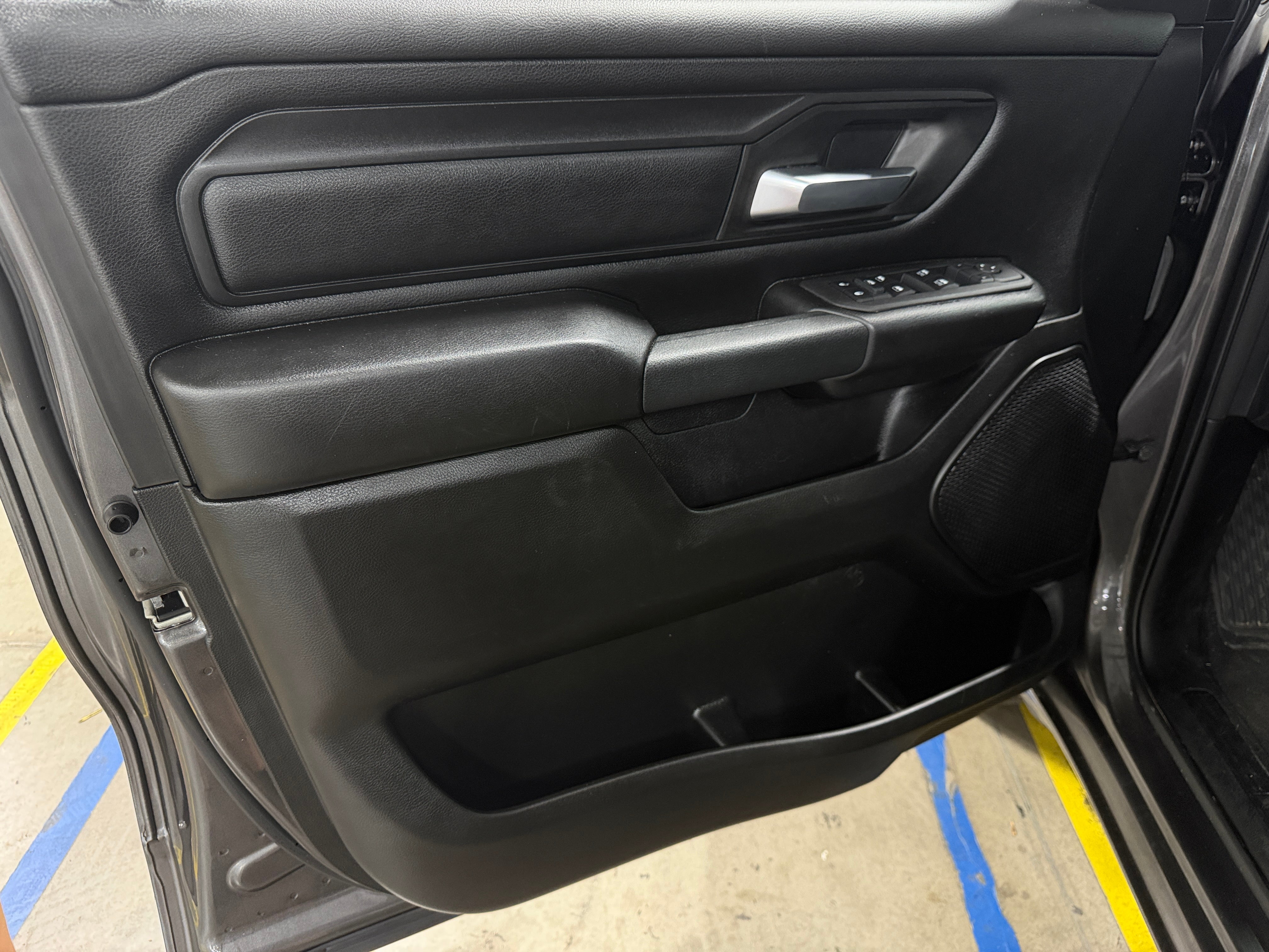 ram ram 1500 pickup 2025 1C6RREGG3SN664285 image ram ram 1500 pickup 2025 1C6RREGG3SN664285 image
